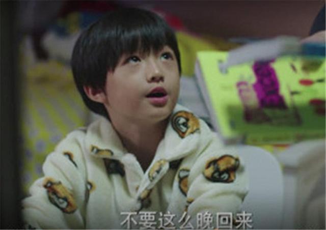睡姿透露着孩子的“性格”，哪个情商高一目了然，看看你家娃有吗