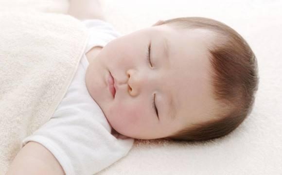 孩子的睡姿不同，性格也不同，如果是第二种，家长可要留意了