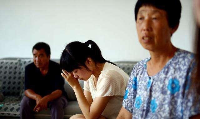 婆婆帮忙带娃，有件事上要学会放手，日子才会过得轻松不受气