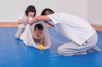 小孩能看见大人看不到的东西？拒绝迷信，听听科学家怎么说