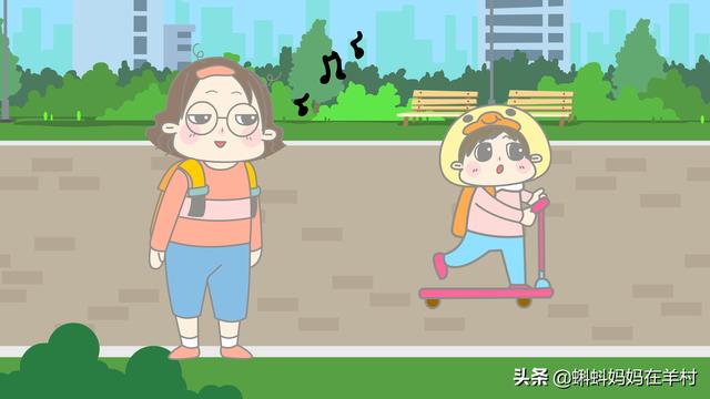 二胎家庭：大宝和二宝上幼儿园的画风，从妈妈的反应就看出区别