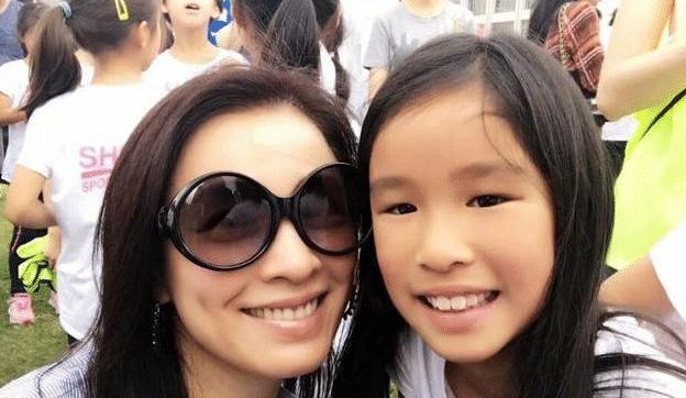 孩子生下来太“丑”啥体验？网友：有种遗传，叫背着父母自由发挥
