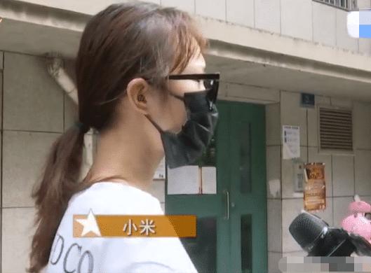 母女思想起冲突，16岁女儿肚脐纹玫瑰脚纹梅花，报空乘被刷