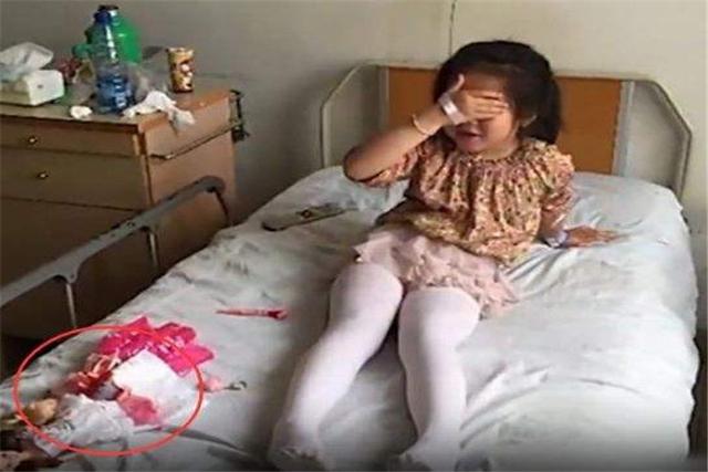 孩子身上长出“红点”，妈妈随手用痱子粉擦，一周后却流血化脓？