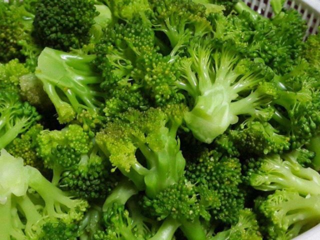 孕妇怀孕后尽量多吃4种食物，或能有效补充叶酸，促进胎儿发育