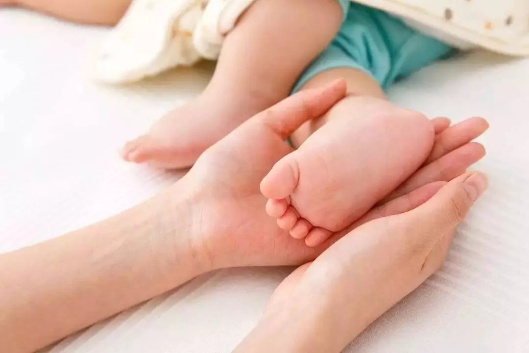 靖江宝妈求助：如何兼顾工作与带娃？网友热议
