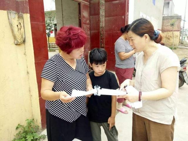 孩子说“便便”真好吃，妈妈到幼儿园找老师理论，反给老师道歉
