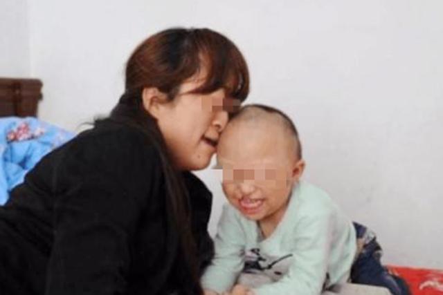 胎儿已被查出“畸形”，孕妈却坚持要生下来，是爱还是自私