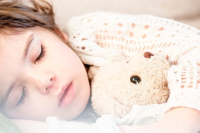 幼儿久咳会成肺炎？这个错误认知是时候结束了