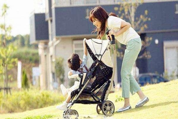 这5种母婴用品用过就后悔，家长别再坑娃了