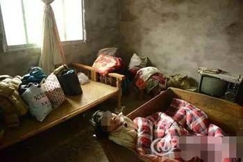 奇葩：奶奶为打麻将，给亲孙子喂安眠药，儿子知道后她居然这样做
