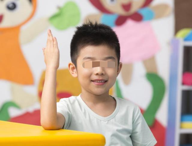 孩子幼儿园之前要不要报班？这3种班别报，会限制孩子成长