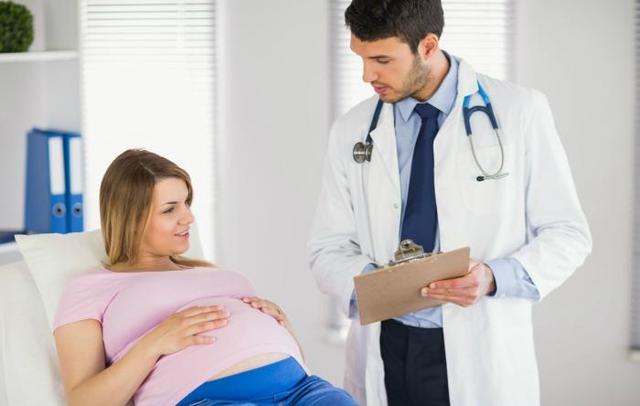 孕晚期睡觉，为什么孕妈总感觉胎儿在动？可能是因为这三个因素
