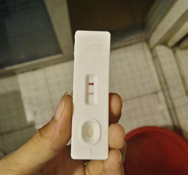 孕期孕妈情绪不稳，产检时发现胎儿兔唇，医生：这个锅宝爸要背