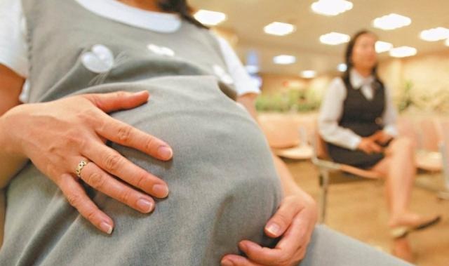 和人打架、想闻厕所味道……怀孕后做的那些奇葩事，让人哭笑不得