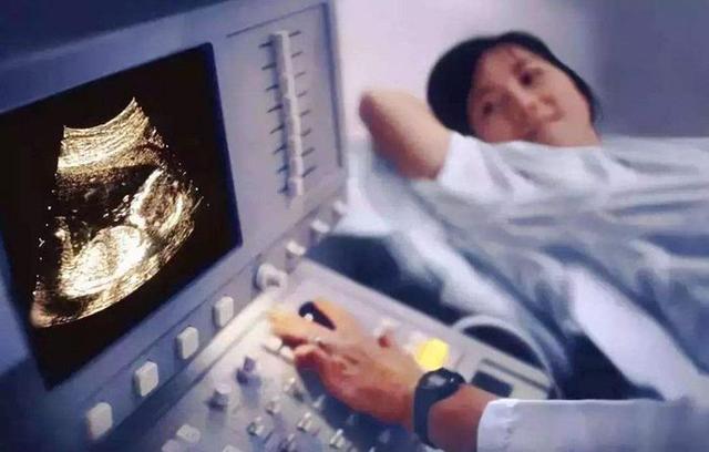 孕期孕妈情绪不稳，产检时发现胎儿兔唇，医生：这个锅宝爸要背