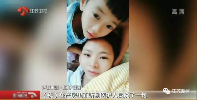 “宝宝出来了，妈妈还在里面呢！”6岁男孩扒门缝，看哭网友…