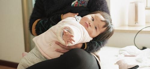 孕期左侧睡姿最好么？错！产科医生提醒：这种睡姿对胎儿才最好