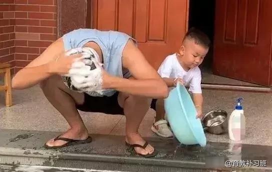 “皮得很外甥”专业给舅舅捣乱，暑假妈妈没疯，舅舅先疯了