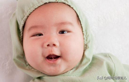 宝宝吃奶困难、说话含糊，可能是舌系带过短的表现，家长要留心