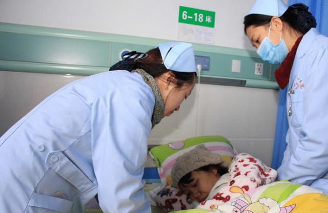 剖宫产后宝妈多长时间能够洗澡？大夫给出了答案，很多人还不了解