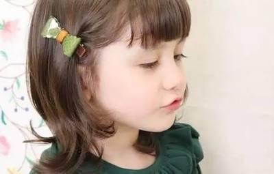 孩子喜欢出风头？父母称赞孩子有讲究！避免他形成自恋型人格障碍