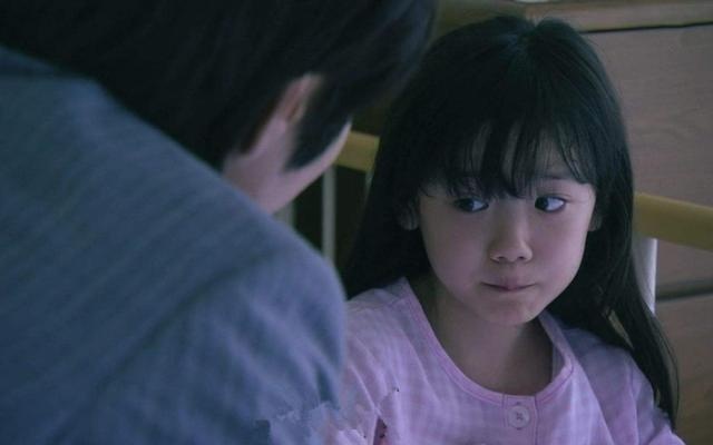 5岁女儿到周三就肚子疼，医生查不出原因，孩子奶奶说出真相