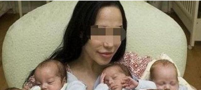 产妇产下六胞胎，却遭丈夫抛弃，孩子长大后亲爹肠子都悔青