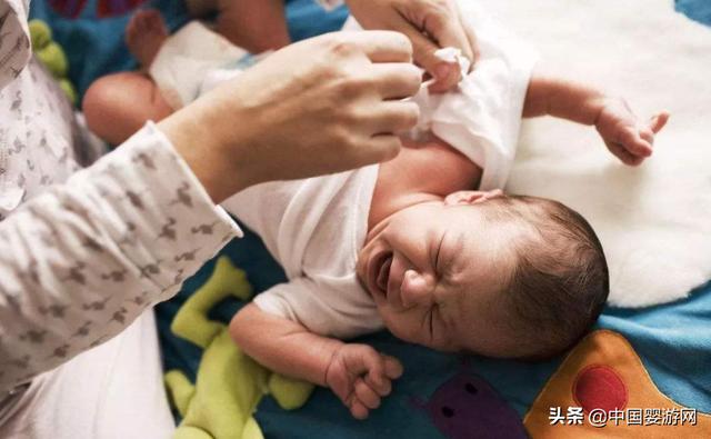 宝妈福利！宝宝夜间哭闹不睡觉的所有原因及处理方法，建议收藏