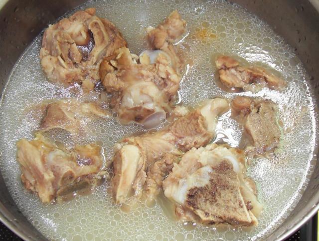 怀孕之后，有4种食物孕妈多吃可能会积存毒素，损伤宝宝的发育