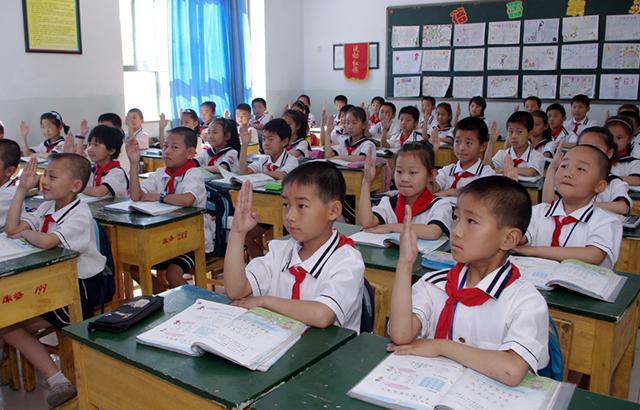 孩子上幼儿园后，该开始给孩子灌输这4个思想了，以防小学管不了