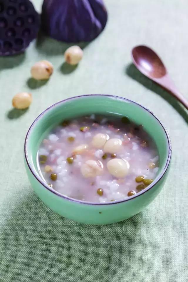 秋天天气干燥易上火怎么办？这7道辅食让宝宝和上火不沾边