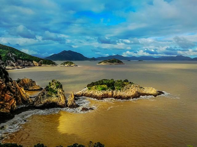 这里是《中国国家地理》推荐地,中国的“海上石林”,你知道在哪
