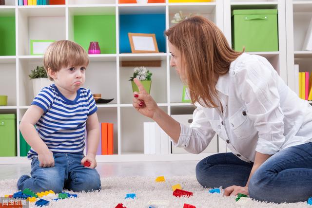 妈妈如何帮助孩子顺利度过第一次反抗期？