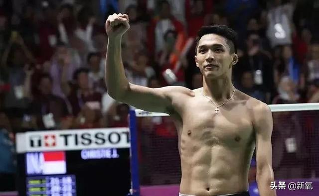 嘲lisa是"东南亚脸"的人,是不知道东南亚美人有多美吗?