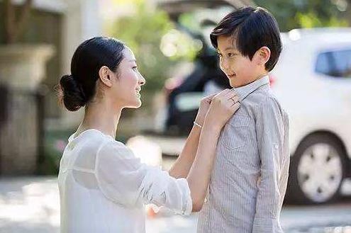 登封妈妈求助：孩子刚上一年级，老师要求陪读，该咋办？