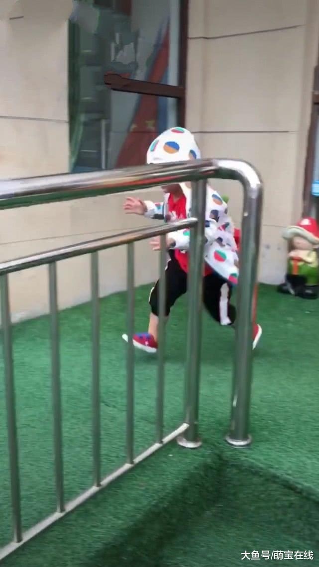 开学第一天，幼儿园现场大集合，网友：原谅我，不道德的笑了