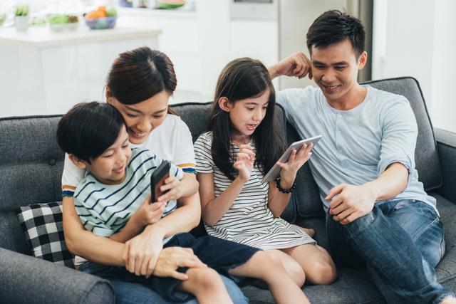 是孩子无法面对挫折？还是你无法接受？给孩子梯子帮助他爬上来