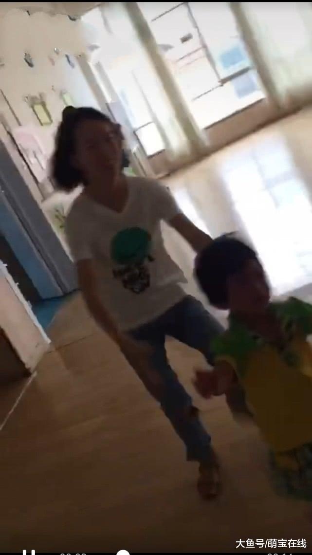 开学第一天，幼儿园现场大集合，网友：原谅我，不道德的笑了