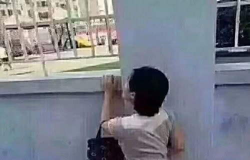 年度“哭戏”再上演！陪伴还是放手？
