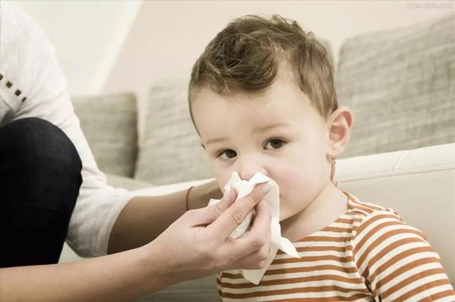 宝宝鼻塞就是感冒了吗？学会这3招，轻松应对宝宝鼻塞问题