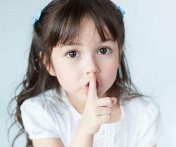 堵不如疏！3招教你解决孩子沉迷手机，别让孩子疏远你