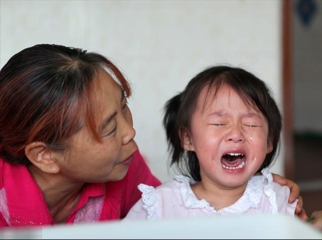 家长如何帮助我们的孩子度过幼儿园期间的分离焦虑