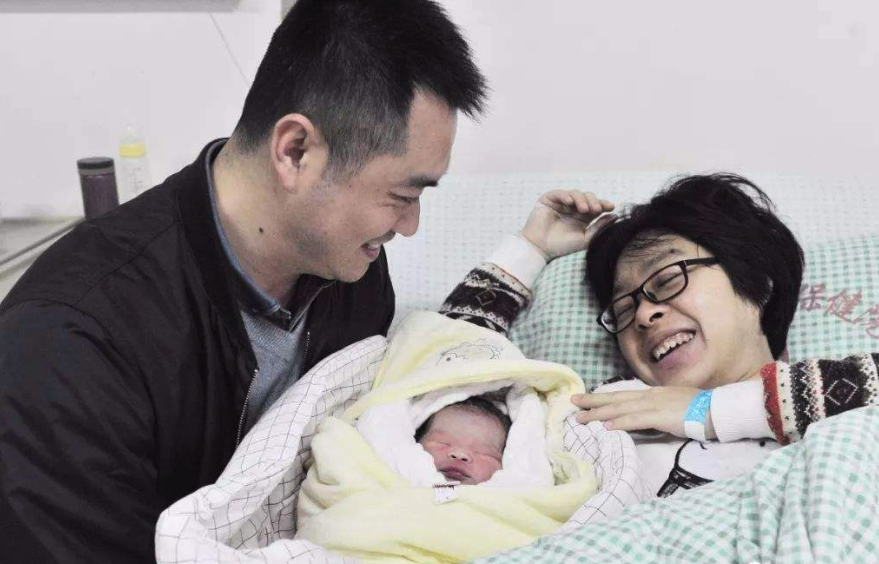 老人常说月子里面不能哭，其实不是迷信，原来会造成这两个后果！