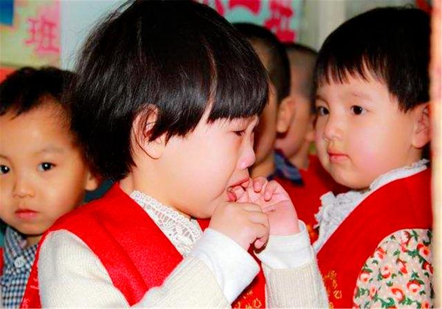孩子最佳入园年龄是3岁？妈妈回怼：4岁不能念了？园方私心可憎