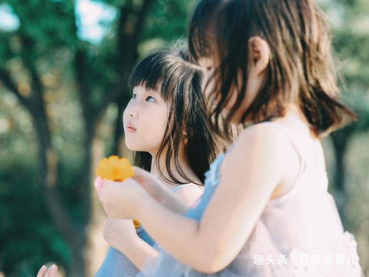 头胎生下双胞胎女儿，婆家建议生二胎，可生下来后全家都苦恼