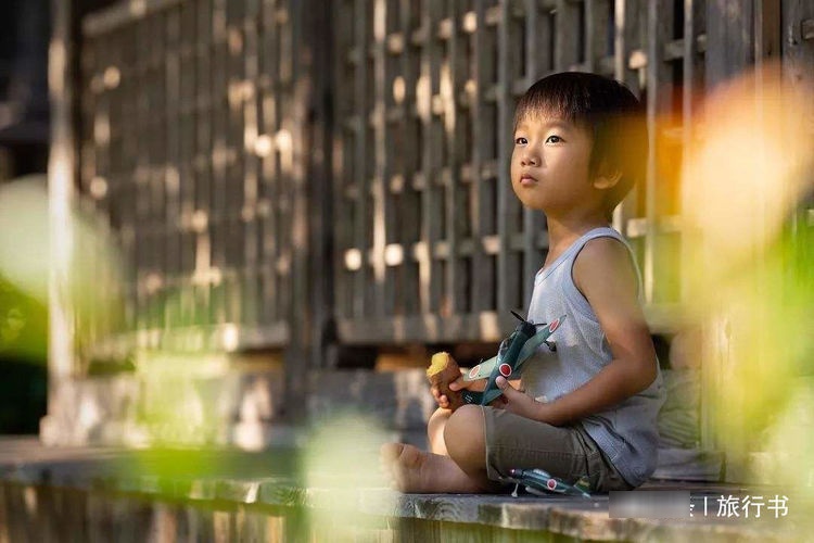 出门带娃旅游，有经验的宝妈都会带这5样神器，别嫌麻烦可省心了