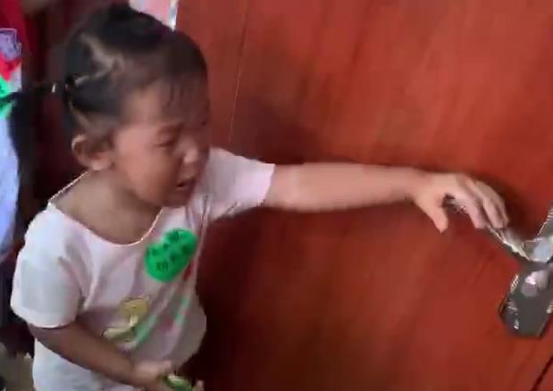 孩子说：&quot;妈妈，我不想去幼儿园&quot;，妈妈的做法很重要