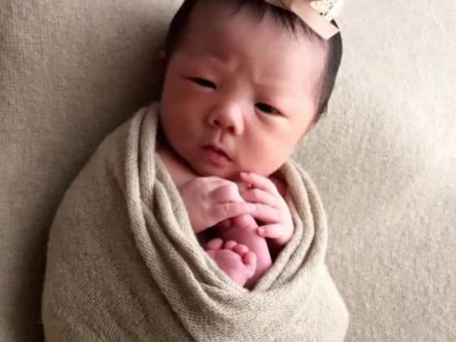 新生婴儿这3个部位越丑，以后颜值可能会越高，占一条也很不错