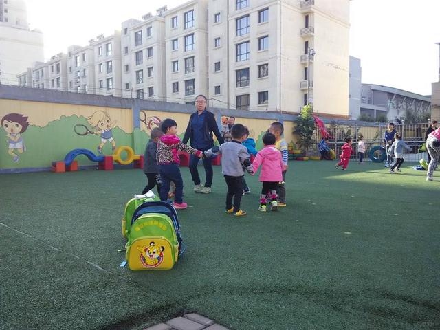 3岁宝宝上幼儿园没有哭，因为细心宝妈提前做了这些准备，很有用